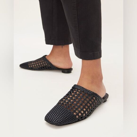 NEW EVERLANE The Day Mule in black woven leather - Picture 4 of 8